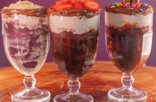 TAÇAS DE AÇAÍ